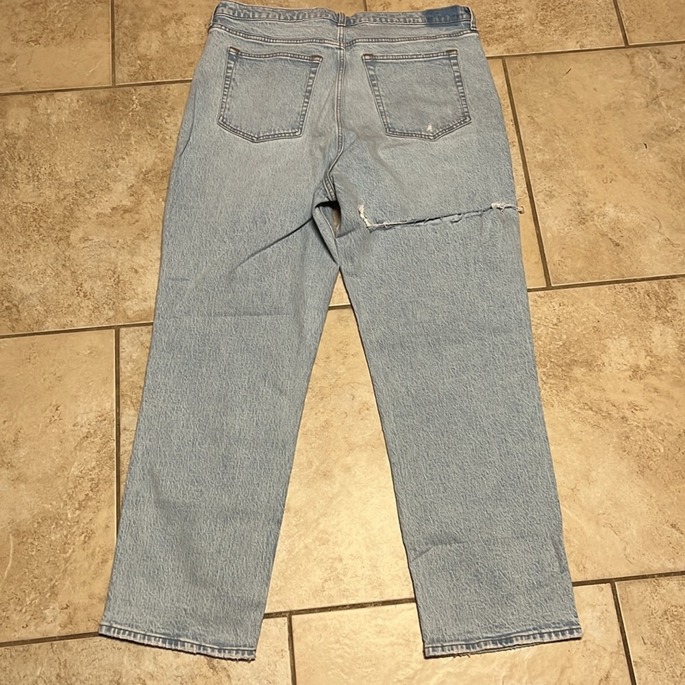 High Rise Jeans - Picture 2 of 3